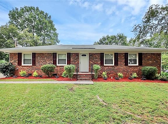 5th image of 317 Cedarwood Ln