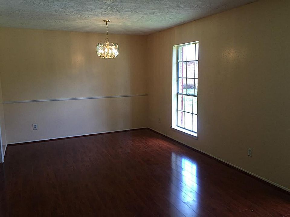 1st image of 1502 Ashmore Dr