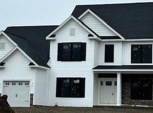 4 Karl Farm Rd, Averill Park, NY 12018