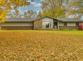 4334 S Bend Rd, Rockford, IL 61109