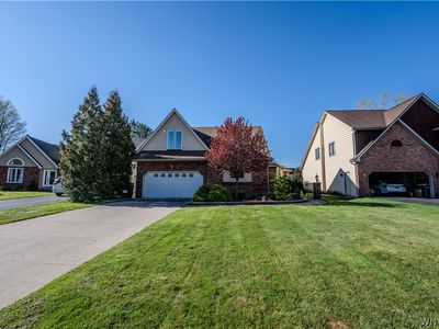 5995 Whitegate Xing, East Amherst, NY, 14051
