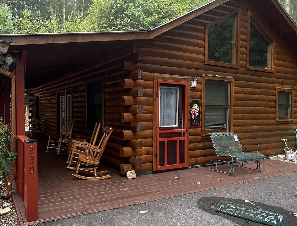 1st image of 230 Laurelwood Cir