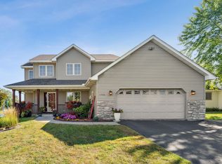 1786 Rodao Dr, River Falls, WI 54022