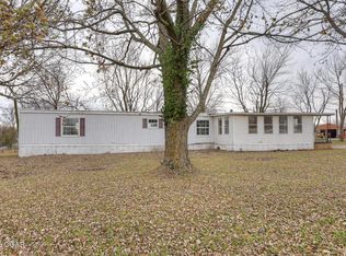 820 E Fountain Rd, Joplin, MO 64801