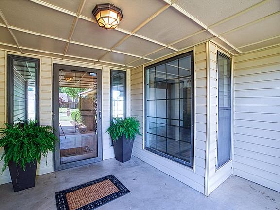 4th image of 3001 Aerie Dr