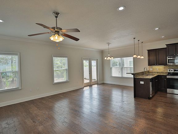 2nd image of 27 Topside Dr