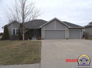 8018 SW 27th St, Topeka, KS 66614