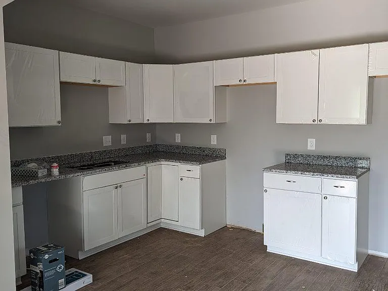 513 Martin Dr #B — Photo 5