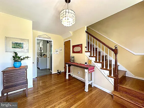 5 bed, 2475 sqft, $3,500 — Photo 4