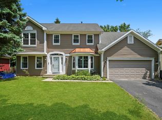 1140 Willoby Ln, Elgin, IL 60120