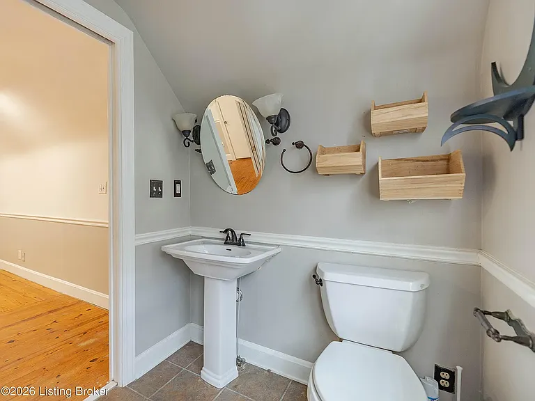 122 Bonner Ave — Photo 19