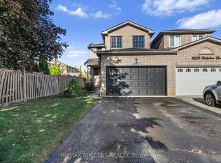 4631 Penhallow Rd, Mississauga, ON L5V1E8
