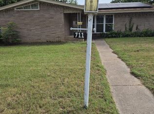 711 Cherry St, Ranger, TX 76470