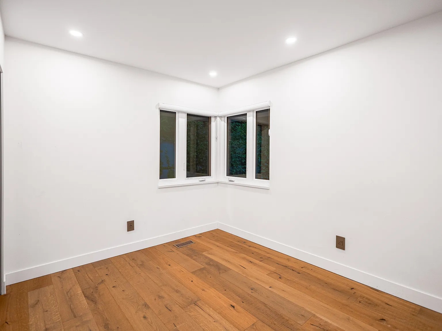 3 bed, 2075 sqft, $5,500 — Photo 4