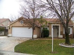 10205 Roehampton Ave, Bakersfield, CA 93312