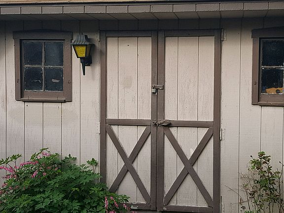 Shed 