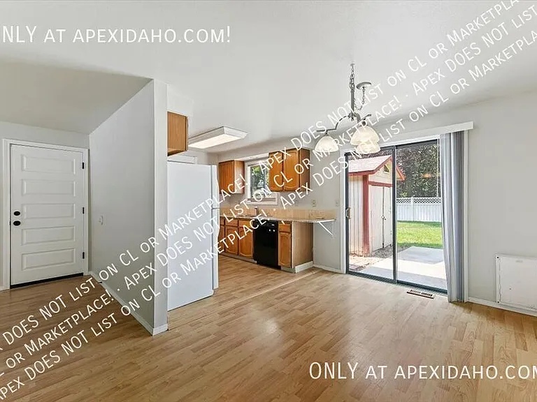 3851 S North Church Pl — Photo 7
