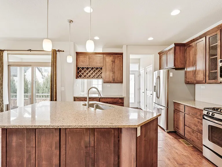 3230 Spruce St — Photo 12