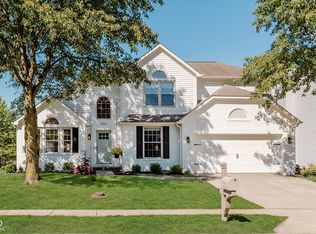 10914 Woodward Dr, Fishers, IN 46037