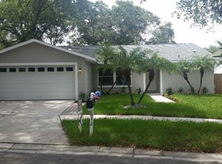 12 Harbor Oaks Cir, Safety Harbor, FL 34695