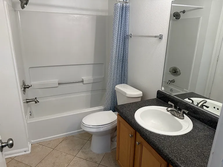 3655 Habersham Rd NE #B-250 — Photo 6