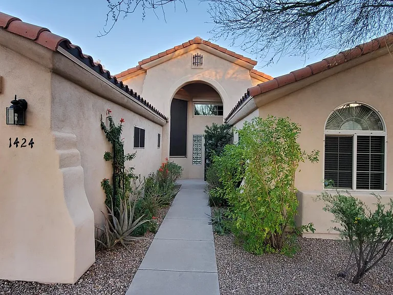 Entry way