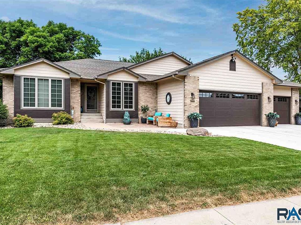 1805 S Oxford Ave, Sioux Falls, SD 57106 Zillow