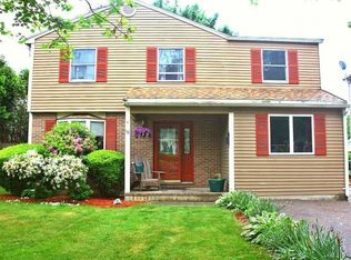 10 Hawthorne St, Quincy, MA 02169