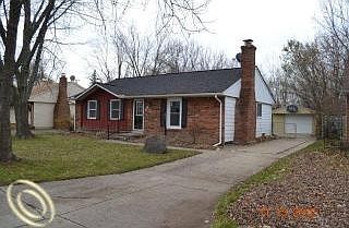 3rd image of 5226 Leland St