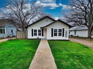410 Williams Ave, Cleburne, TX 76033