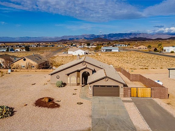 3rd image of 7433 E Dome Rock Drive