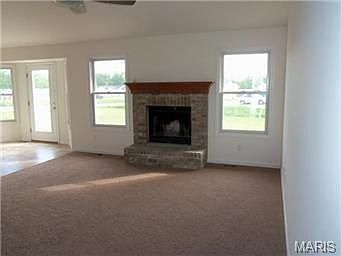 5th image of 367 Rockport Dr