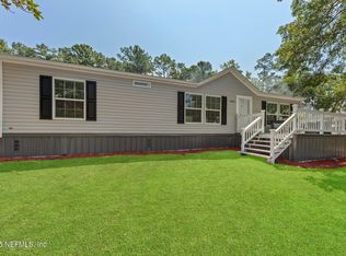 12835 Duval Lake Rd, Jacksonville, FL 32218