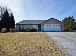 3823 Sioux Ridge Rd NW, Roanoke, VA 24017