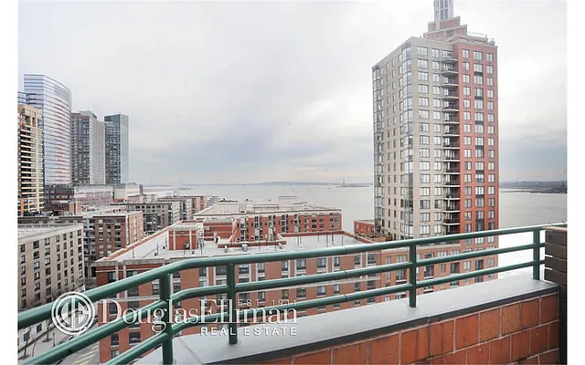 Rented by Douglas Elliman | media 21