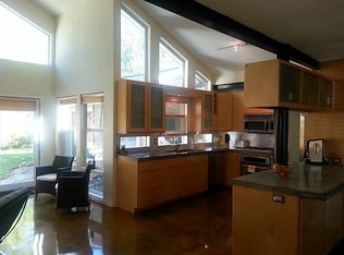 5605 Newcastle St, Bellaire, TX 77401