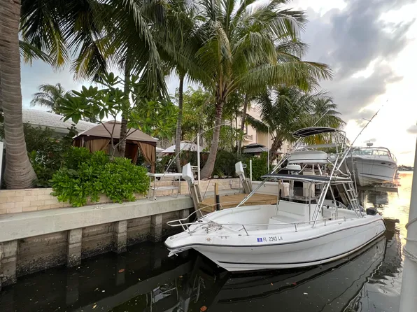 101 Neptune Drive, Hypoluxo, FL 33462