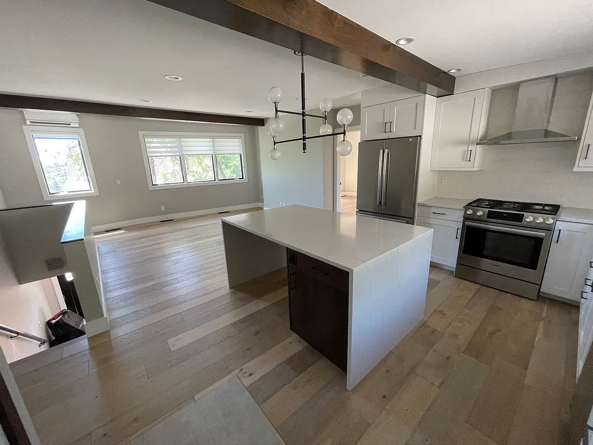 Building Photo - 1695 Mapleton Ave #1
