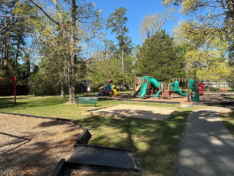 119 April Waters Dr W — Photo 35