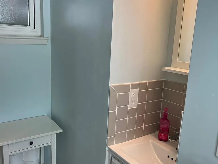 6515 Benham Way — Photo 12