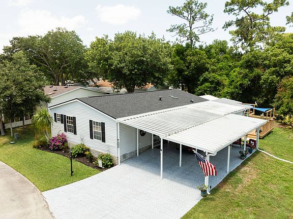 3rd image of 1043 Cedar Glen Dr