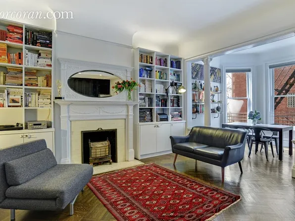338 Clinton Ave APT 3, Brooklyn, NY 11205
