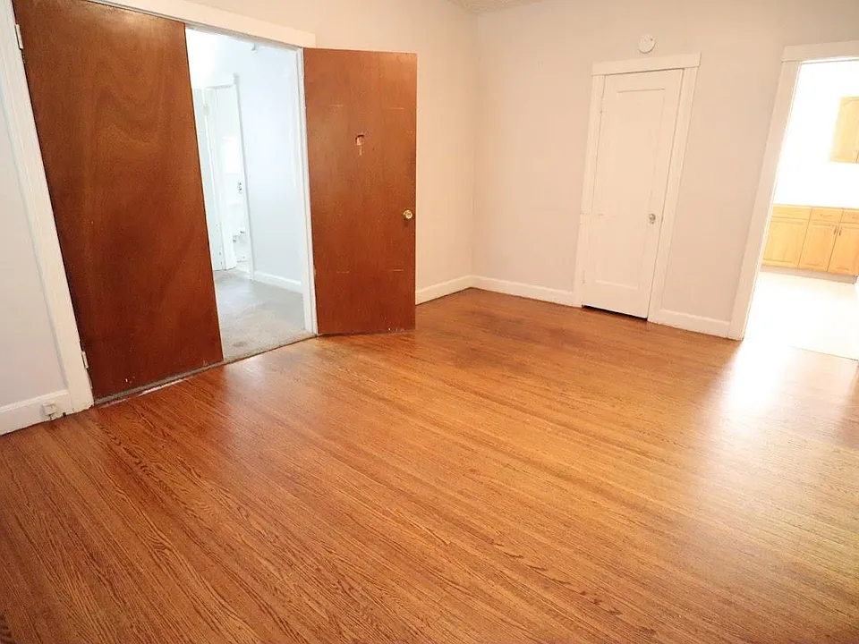 320 McGuire Rd #2
