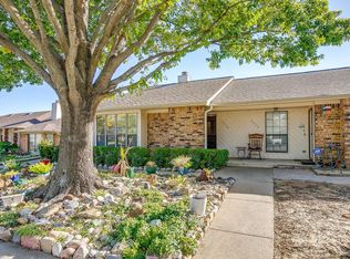 2428 Chestnut Way, Bedford, TX 76022