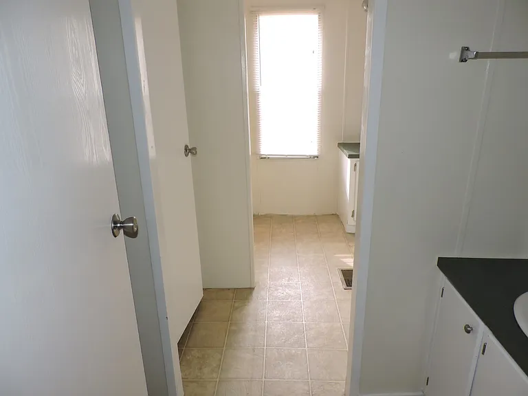 110 Fernwood Dr — Photo 8