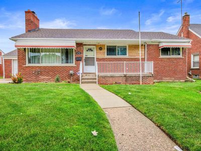 23716 Roxana Ave, Eastpointe, MI, 48021