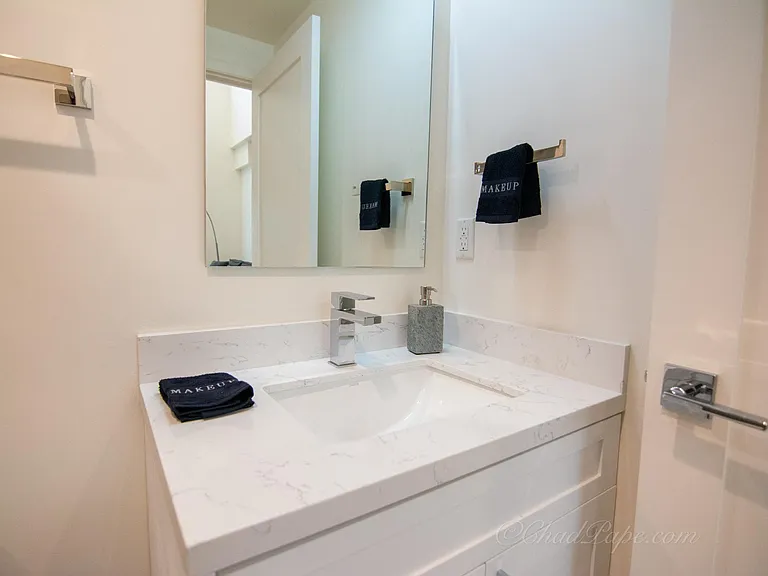 1187 Crenshaw Blvd #103 — Photo 23