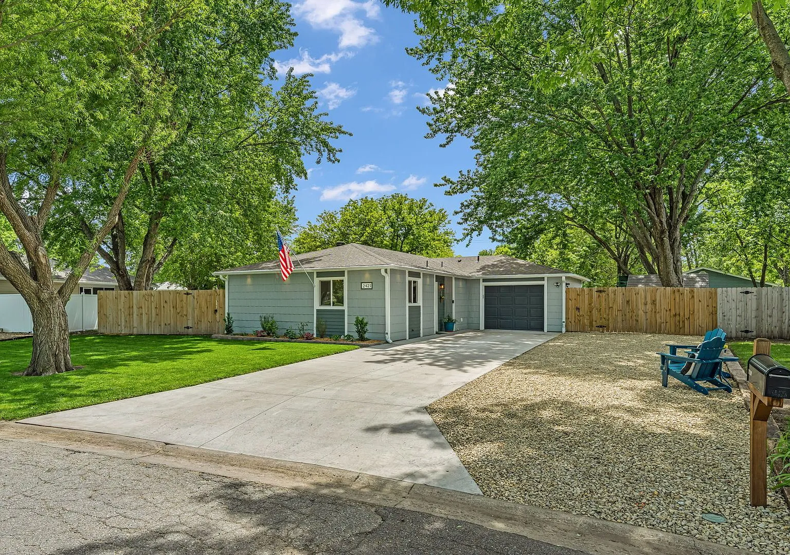 3 bed, 1145 sqft, $1,800 — Photo 1