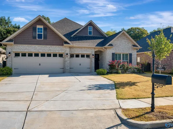 5015 Clearwater Creek Rd SE, Brownsboro, AL 35741