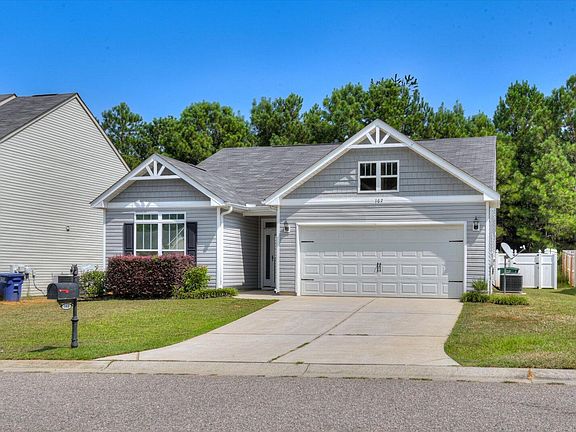 3rd image of 162 Bay Meadows Dr